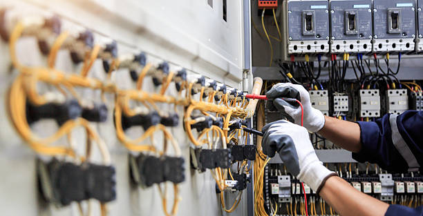 Professional Electrician technician working in Rensselaer, NY